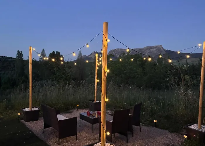 De Encanto En Plena Serrania De Semesterbostad *